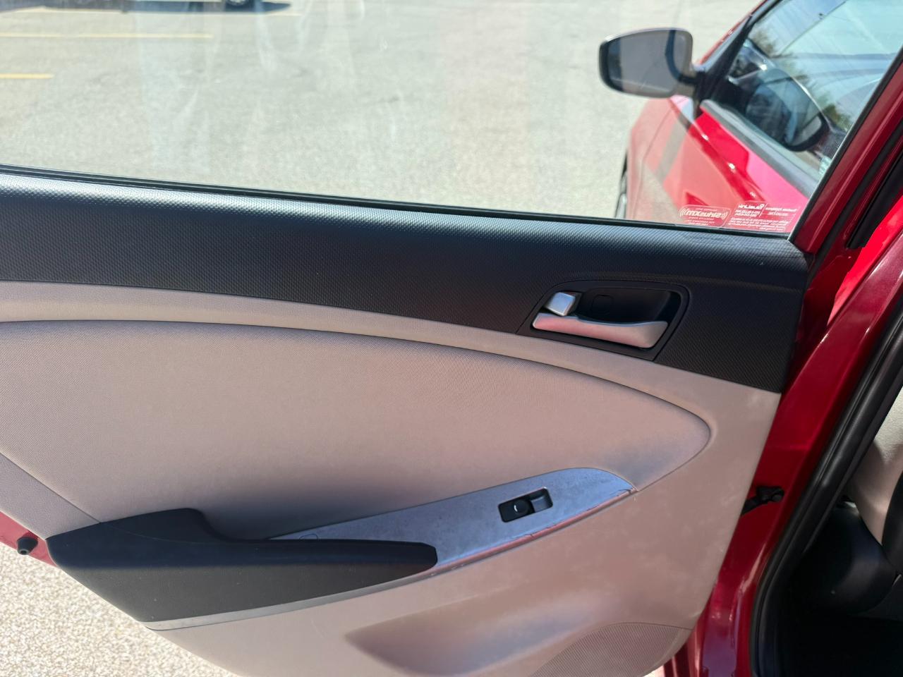 Hyundai Accent 4dr Sdn Auto SE 2016