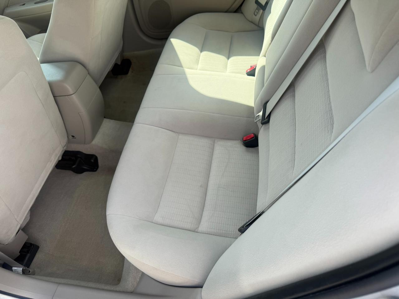 Ford Fusion 4dr Sdn I4 S FWD 2009