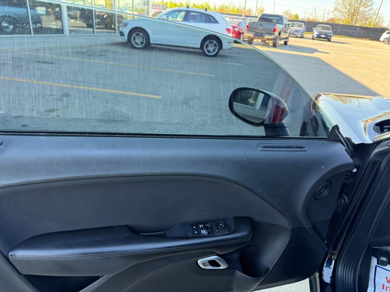 Dodge Challenger SXT RWD 2018