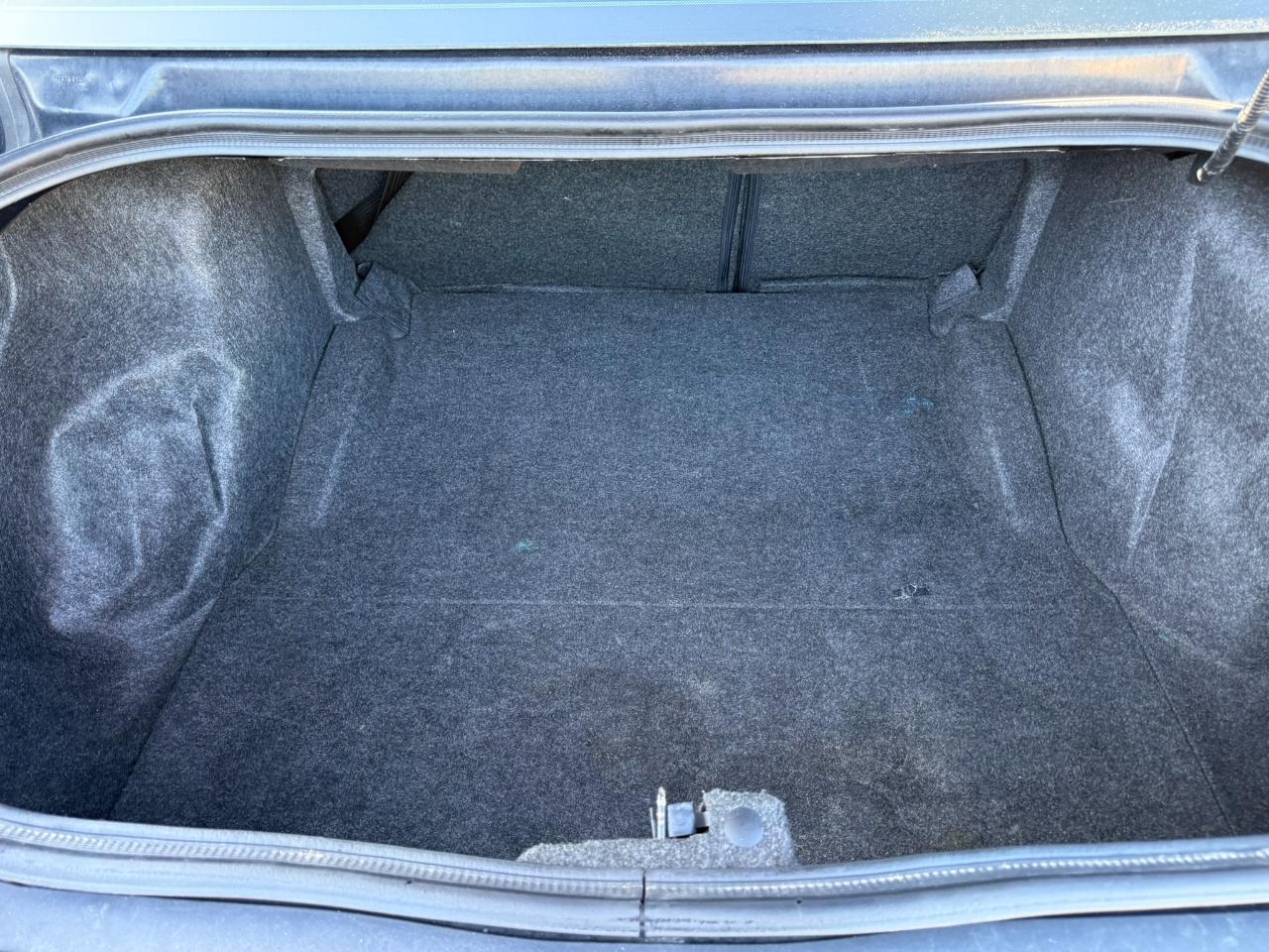 Dodge Challenger SXT RWD 2018