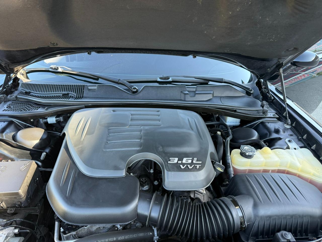 Dodge Challenger SXT RWD 2018