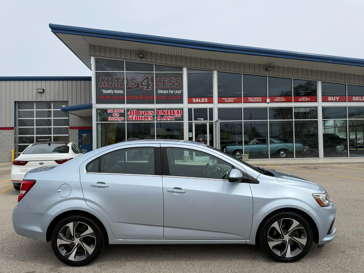 Chevrolet Sonic 4dr Sdn Auto Premier 2017