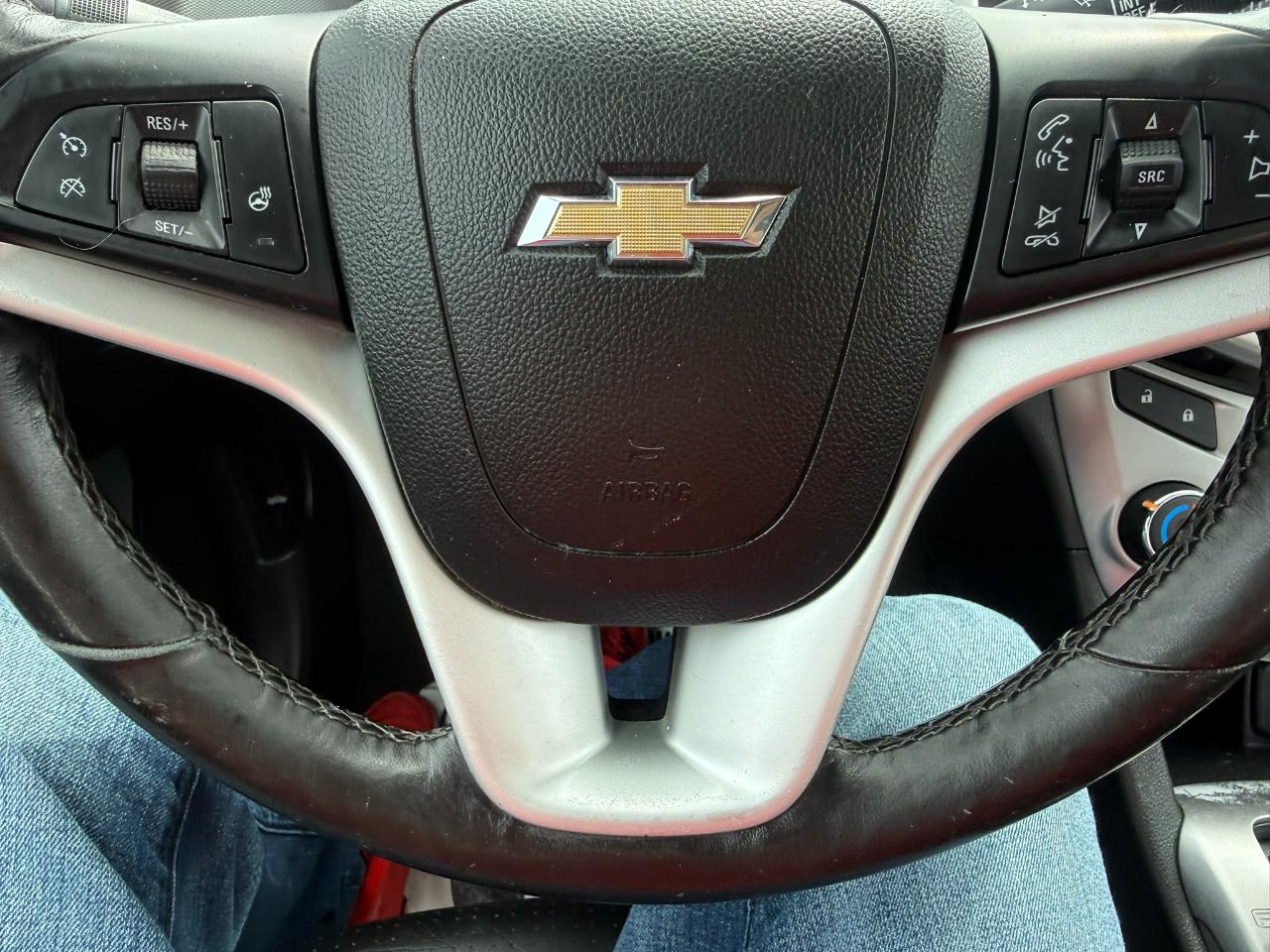 Chevrolet Sonic 4dr Sdn Auto Premier 2017