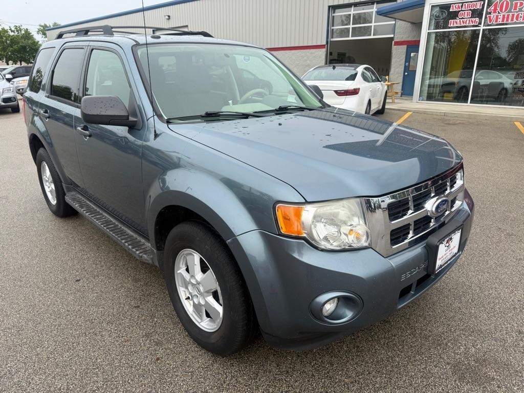 Ford Escape FWD 4dr XLT 2010