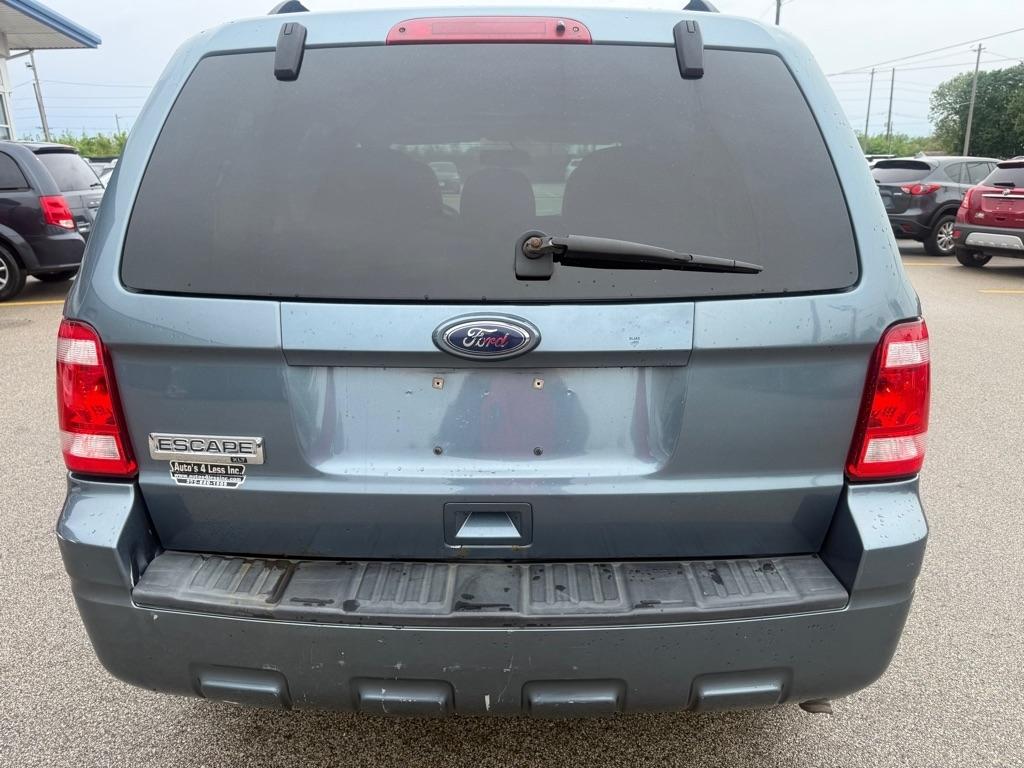 Ford Escape FWD 4dr XLT 2010