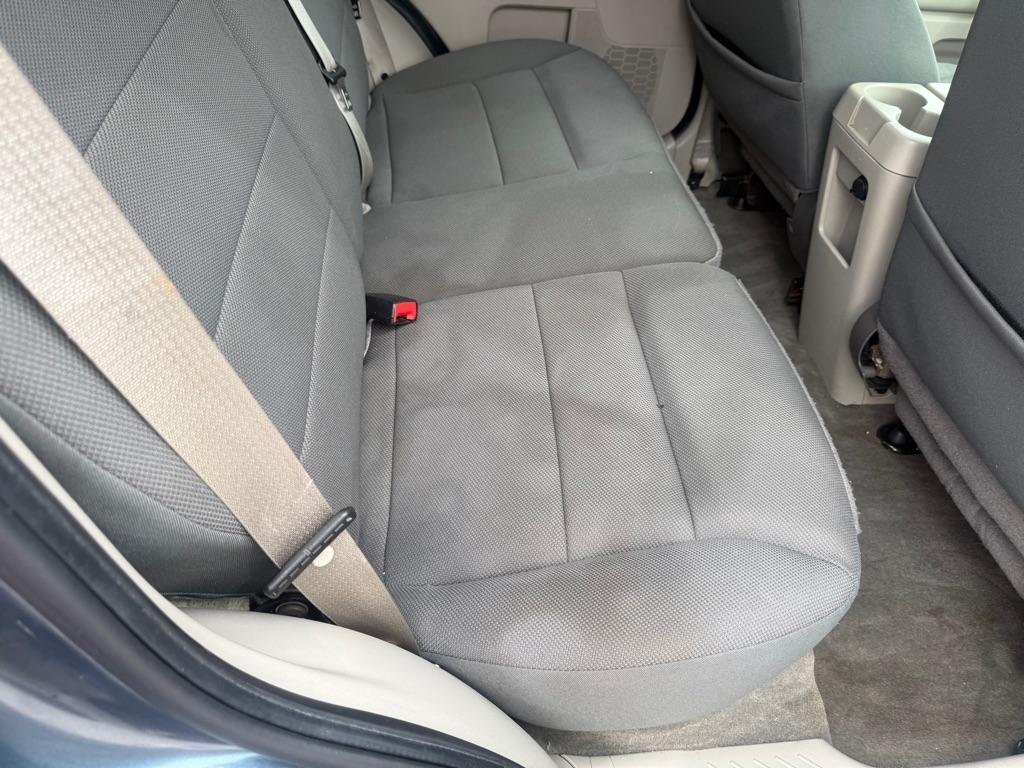 Ford Escape FWD 4dr XLT 2010
