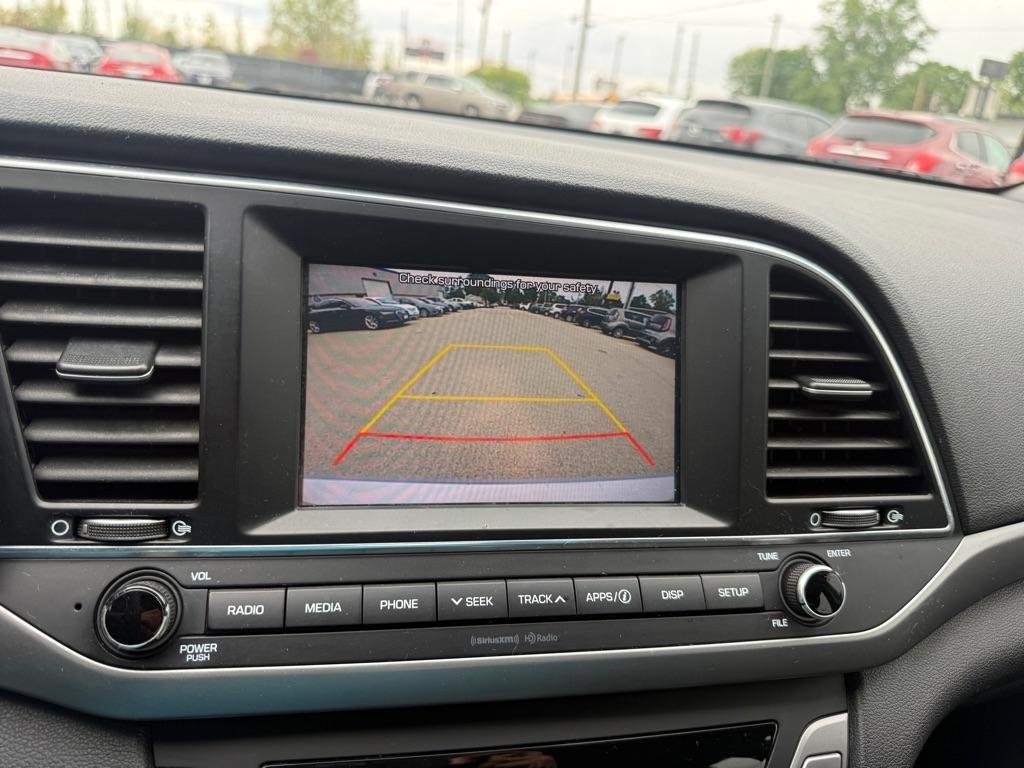 Hyundai Elantra SEL 2.0L Auto (Ulsan) 2018