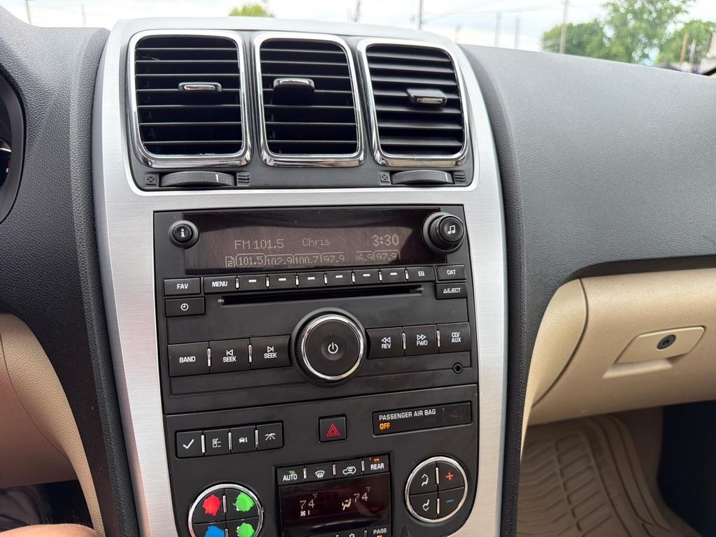 GMC Acadia FWD 4dr SLT1 2010