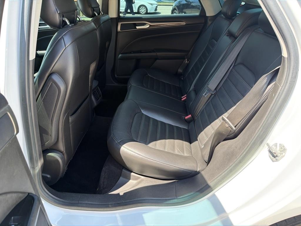 Ford Fusion 4dr Sdn SE FWD 2014