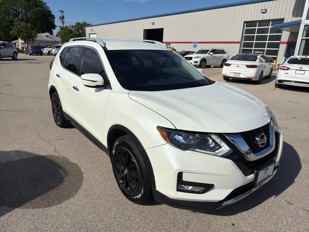 Nissan Rogue FWD 4dr SV 2017