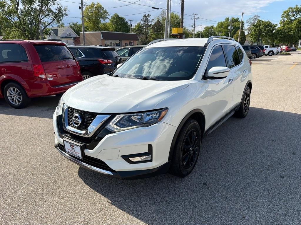 Nissan Rogue FWD 4dr SV 2017
