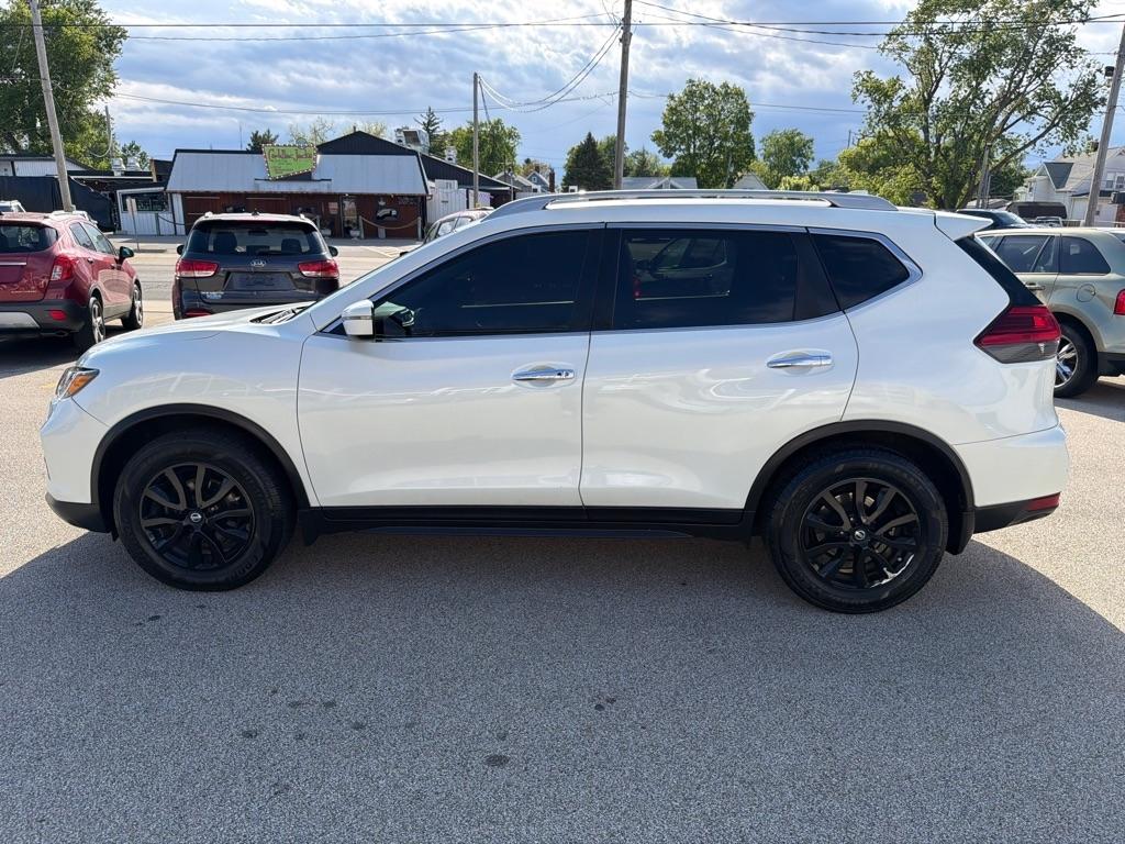 Nissan Rogue FWD 4dr SV 2017