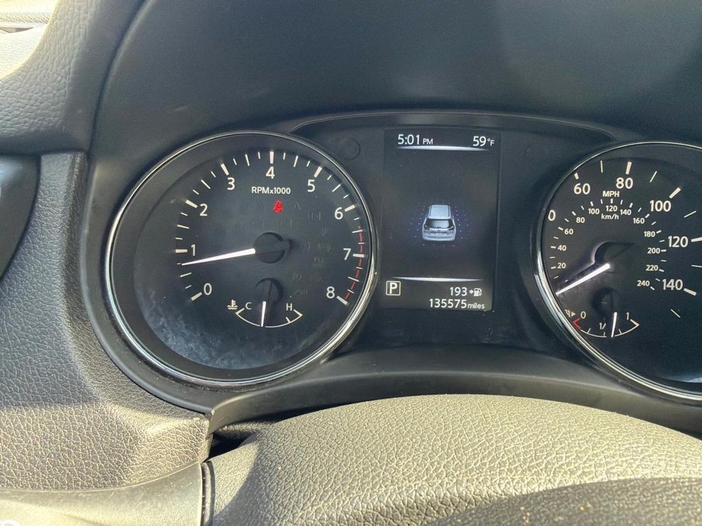 Nissan Rogue FWD 4dr SV 2017