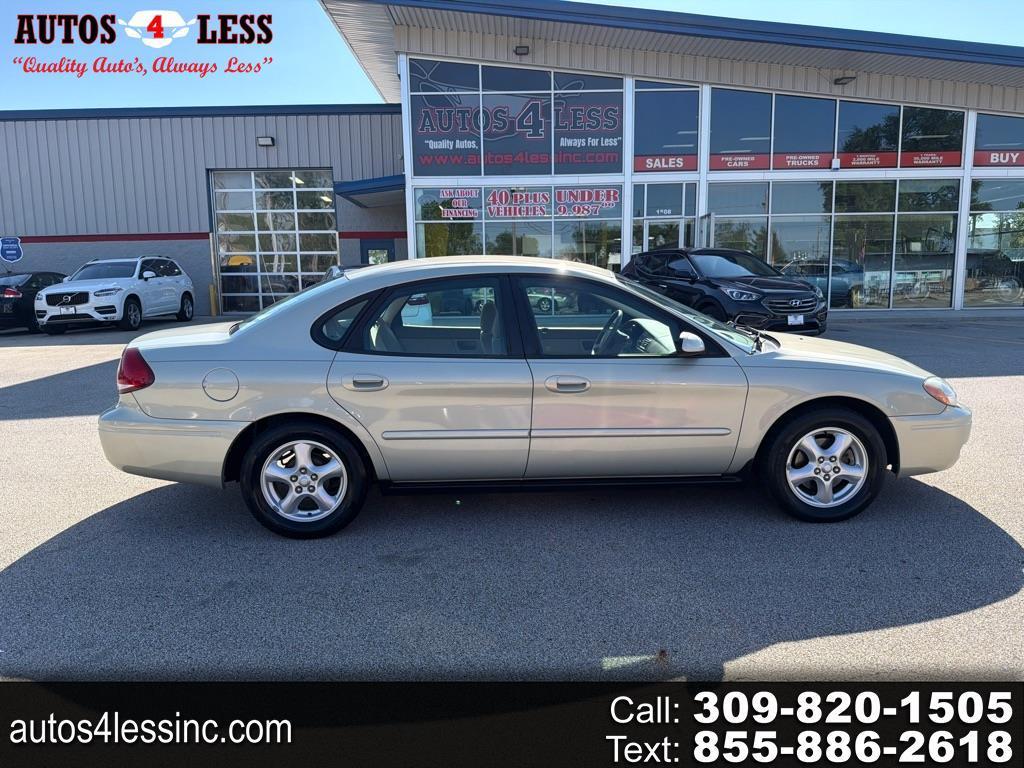 Ford Taurus 4dr Sdn SE 2004