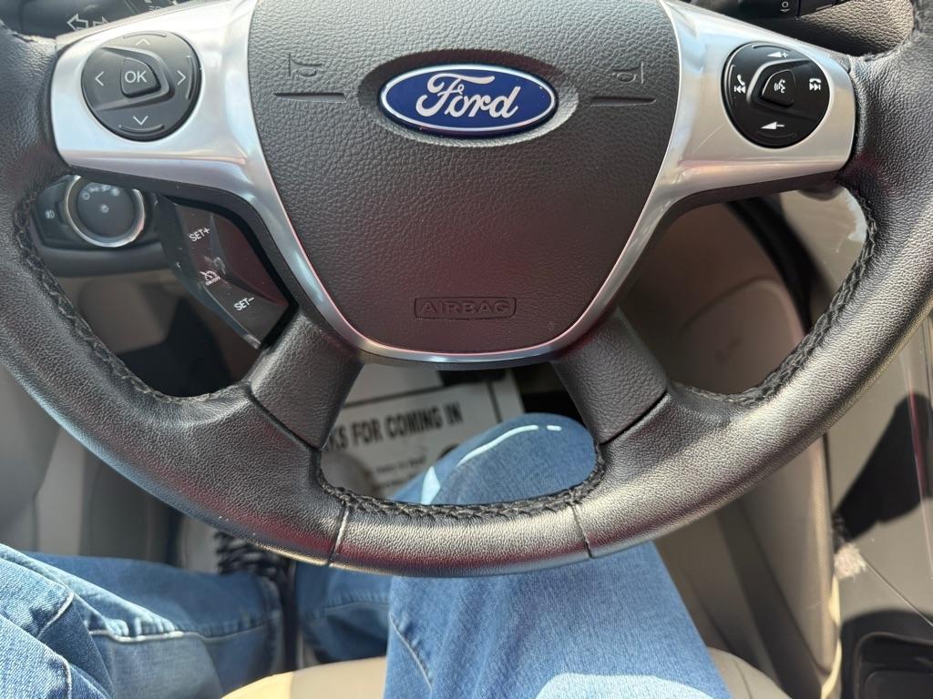 Ford Escape 4WD 4dr Titanium 2015