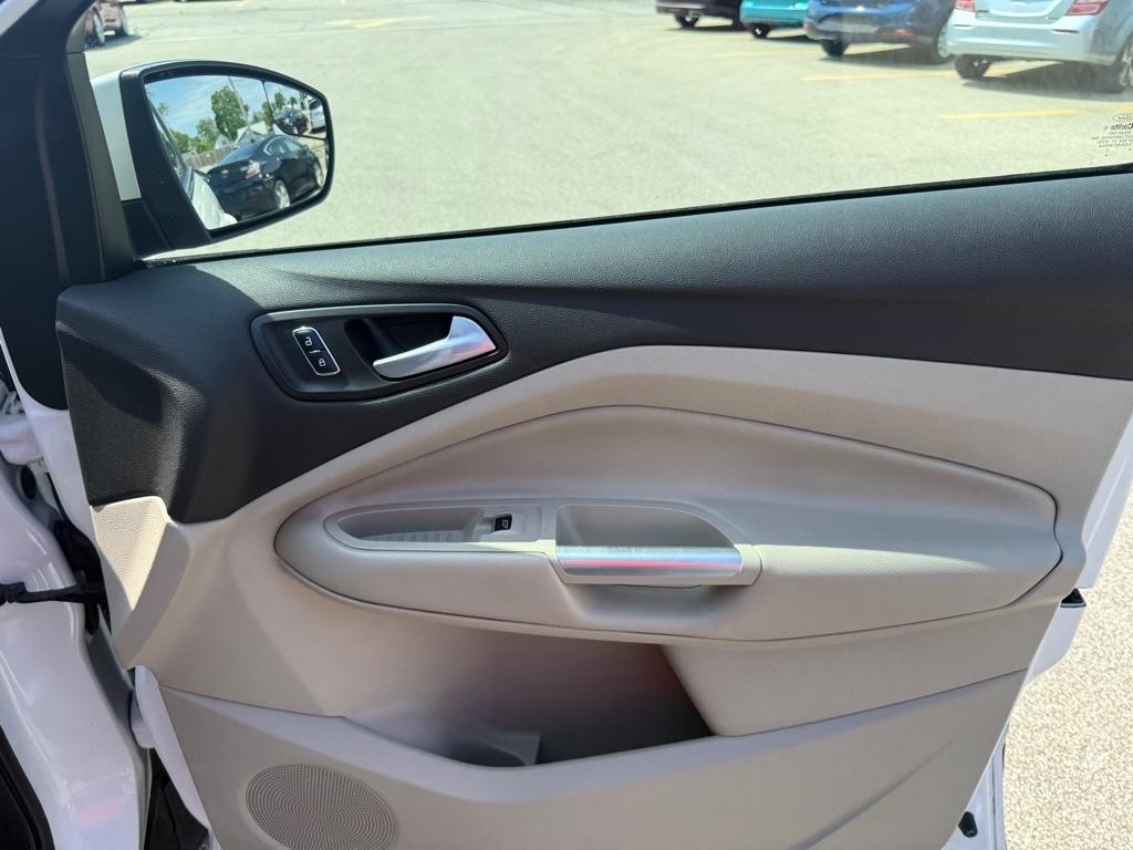 Ford Escape 4WD 4dr Titanium 2015