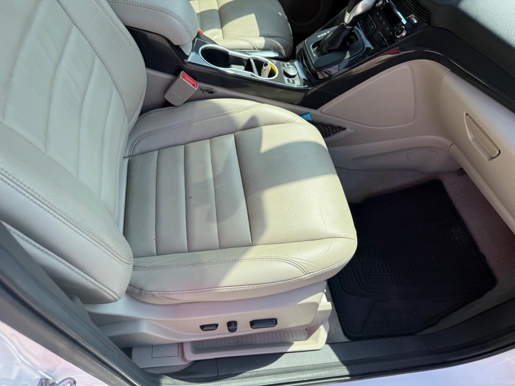 Ford Escape 4WD 4dr Titanium 2015