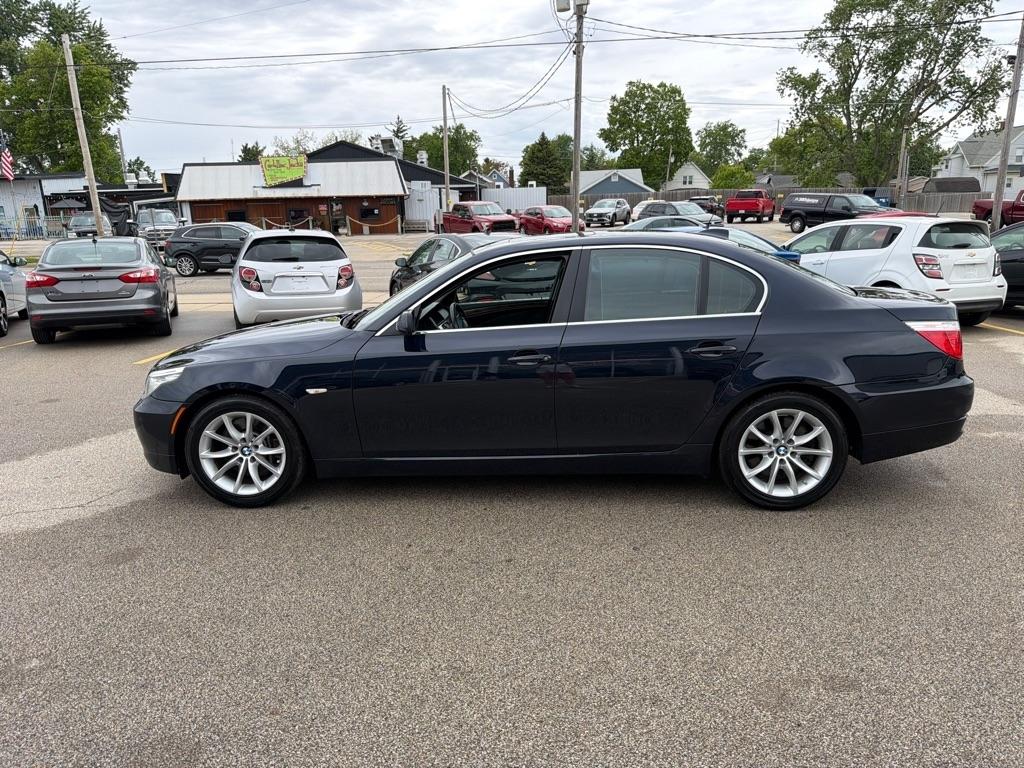 BMW 5 Series 4dr Sdn 550i RWD 2008