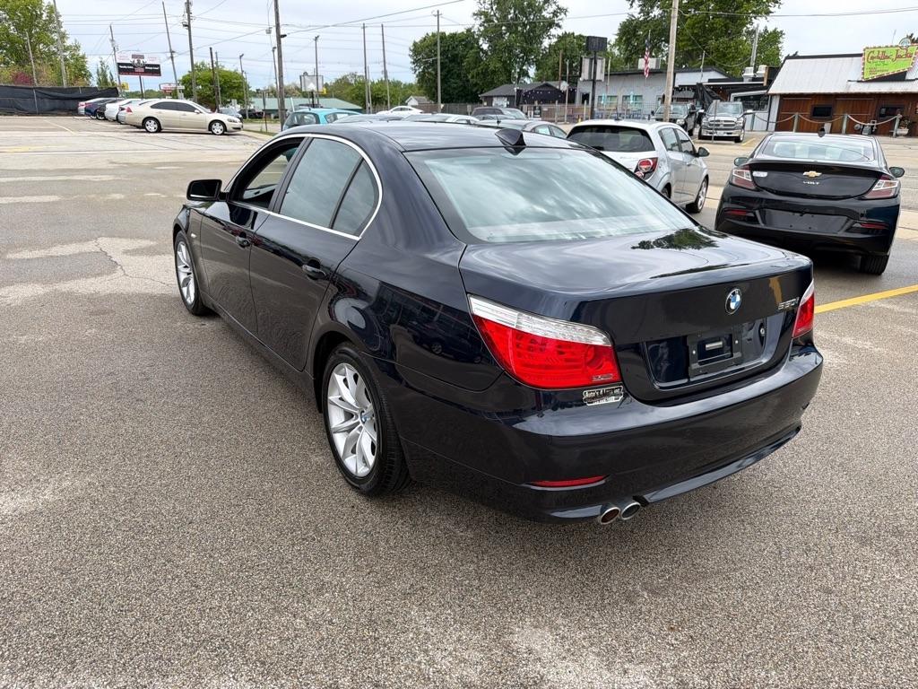 BMW 5 Series 4dr Sdn 550i RWD 2008