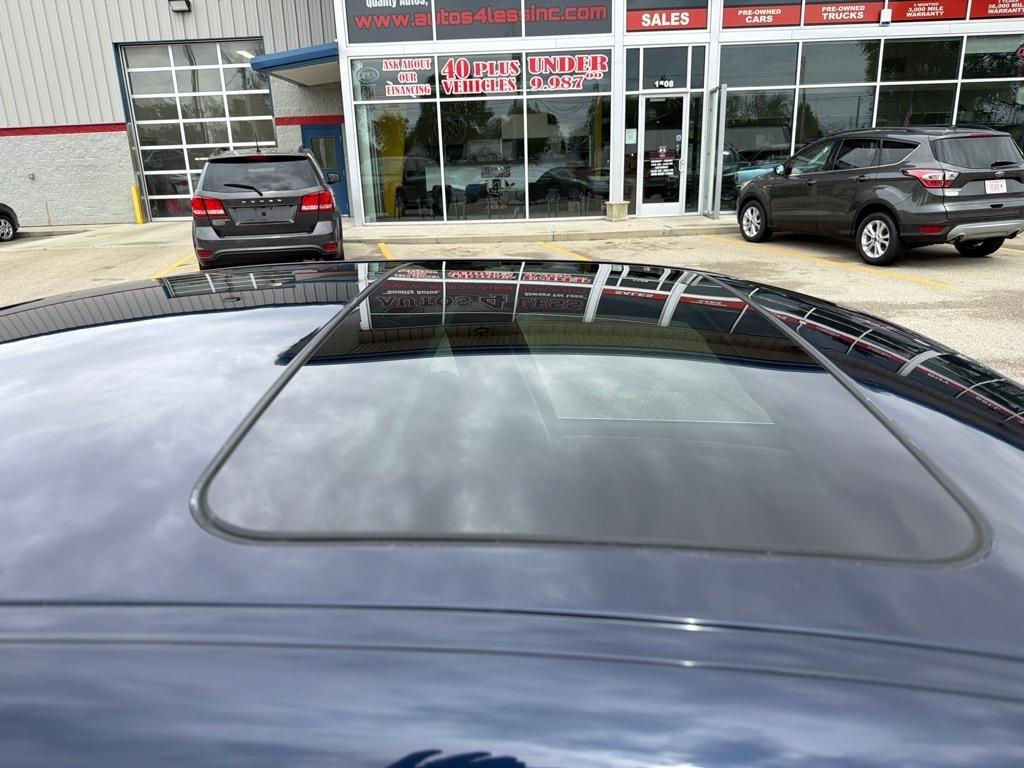 BMW 5 Series 4dr Sdn 550i RWD 2008