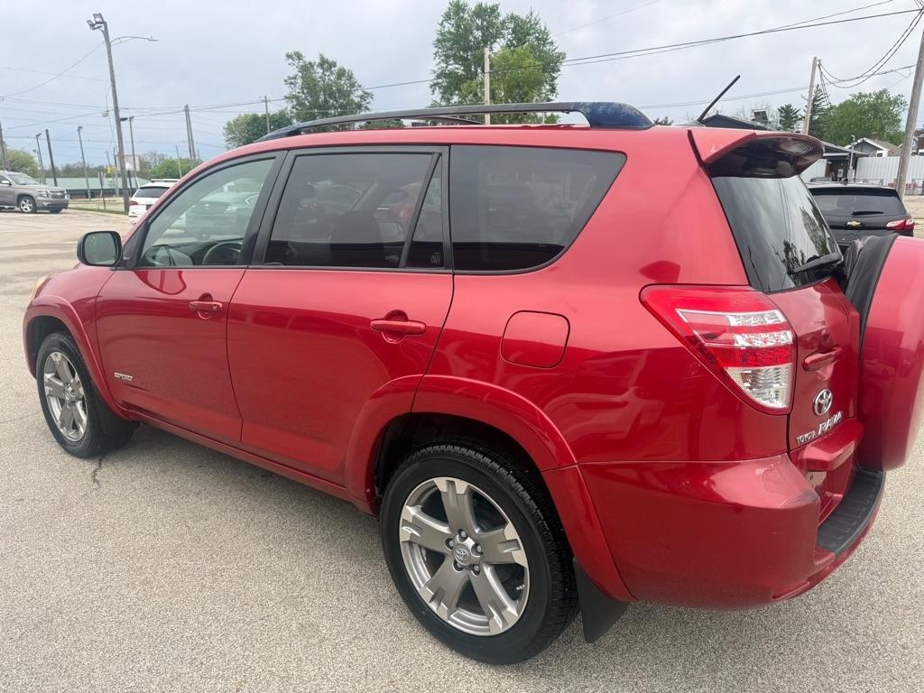 Toyota RAV4 FWD 4dr 4-cyl 4-Spd AT Sport (Natl) 2010