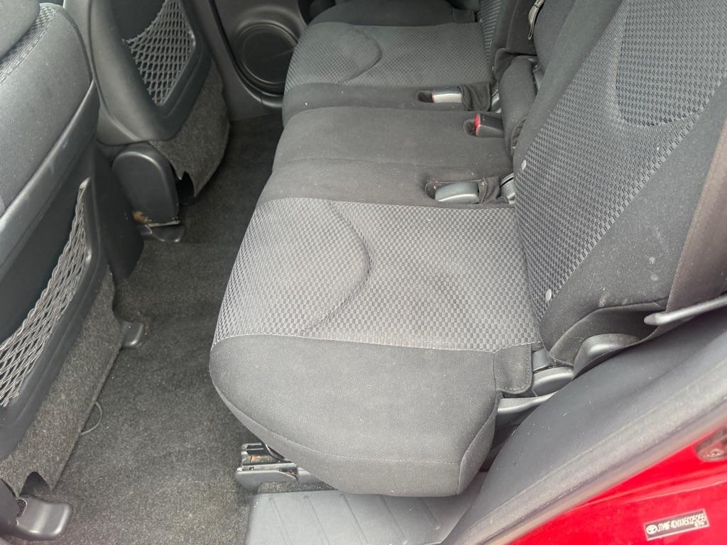 Toyota RAV4 FWD 4dr 4-cyl 4-Spd AT Sport (Natl) 2010