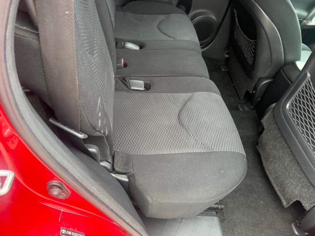 Toyota RAV4 FWD 4dr 4-cyl 4-Spd AT Sport (Natl) 2010