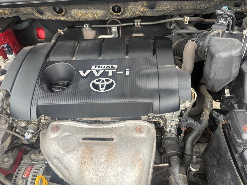 Toyota RAV4 FWD 4dr 4-cyl 4-Spd AT Sport (Natl) 2010