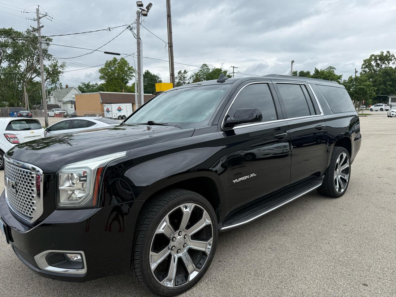 GMC Yukon XL 4WD 4dr SLT 2016