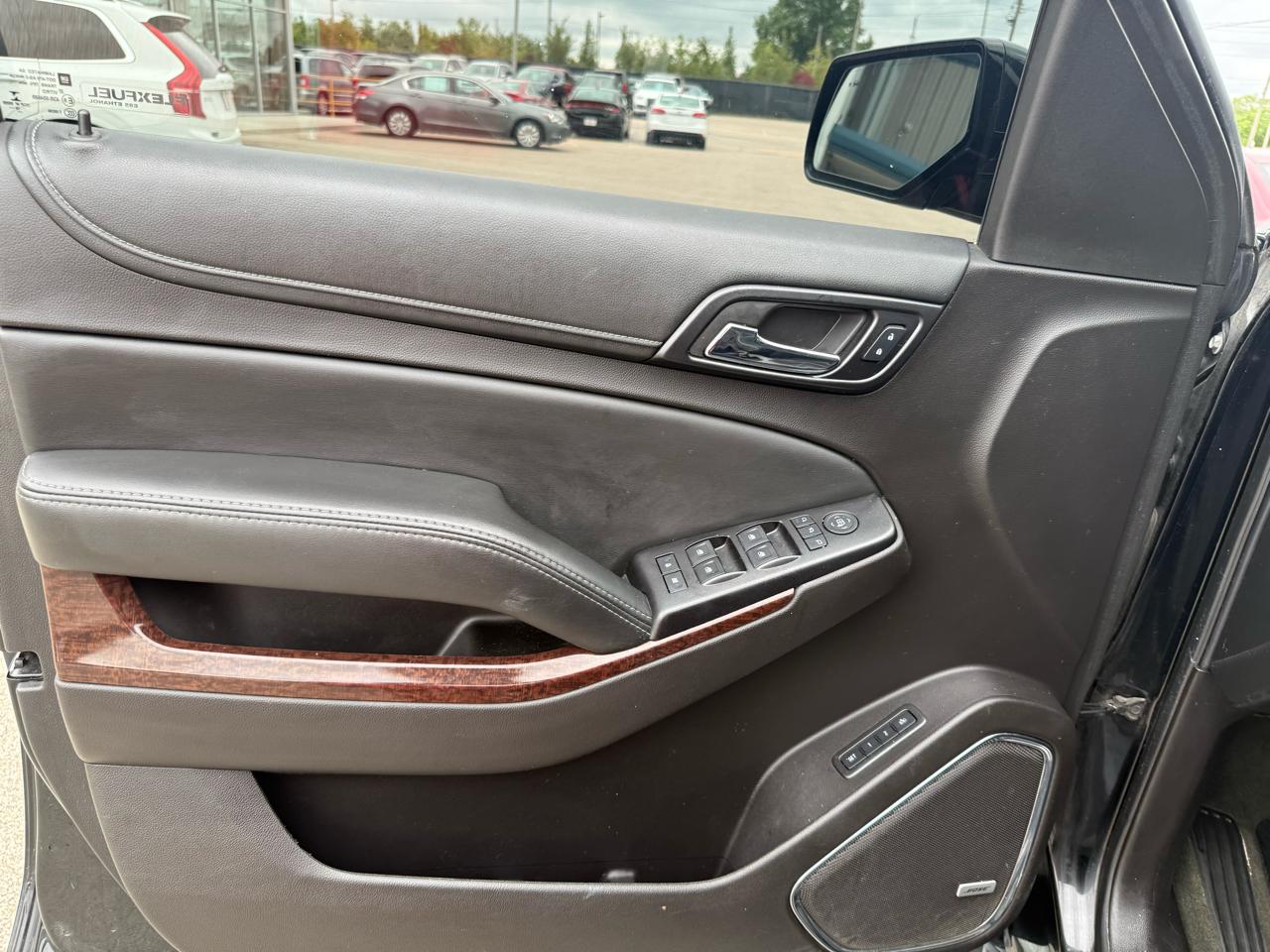 GMC Yukon XL 4WD 4dr SLT 2016