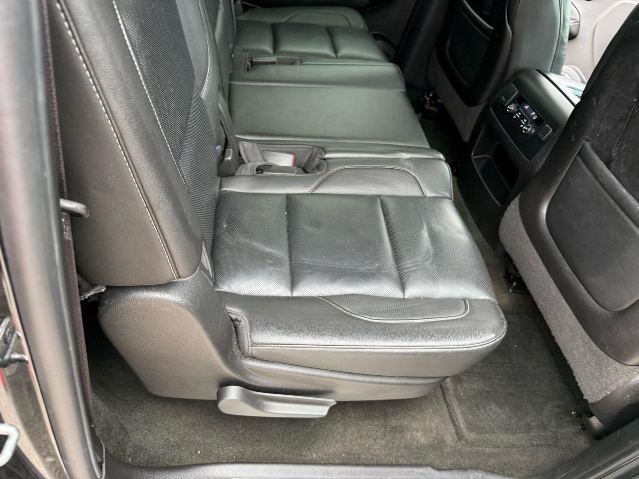GMC Yukon XL 4WD 4dr SLT 2016