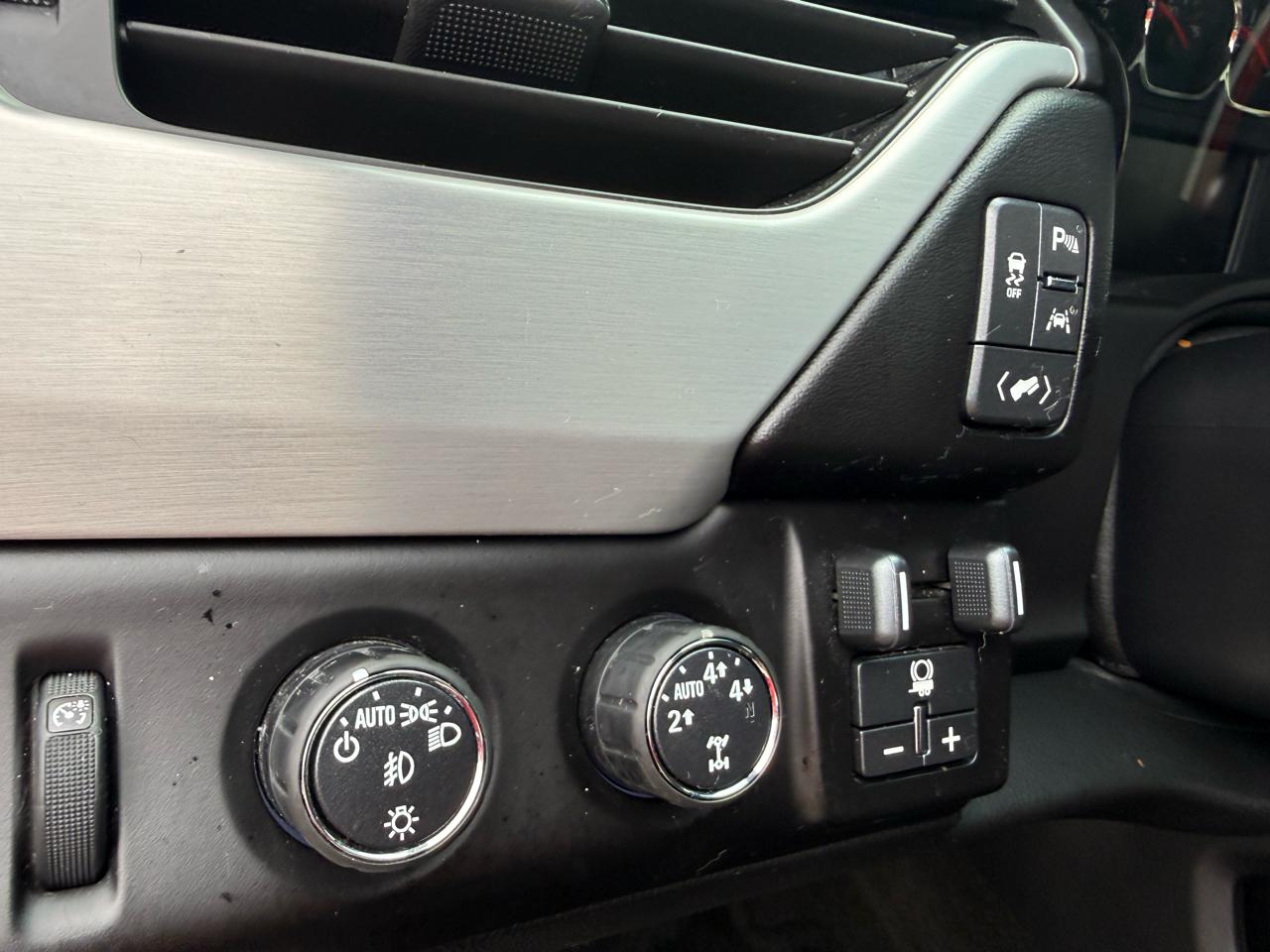 GMC Yukon XL 4WD 4dr SLT 2016