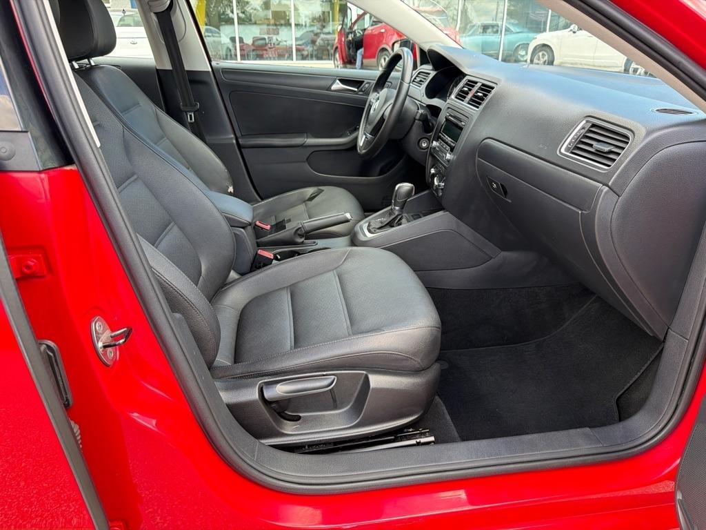 Volkswagen Jetta Sedan 4dr Auto SE 2012