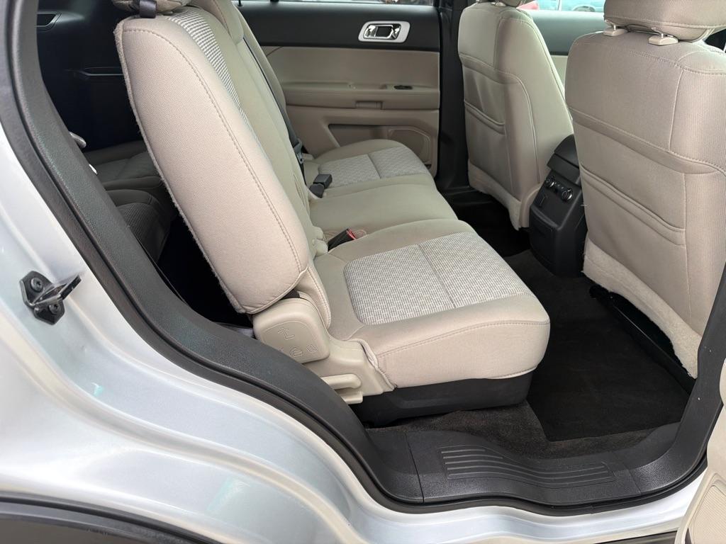 Ford Explorer 4WD 4dr XLT 2013