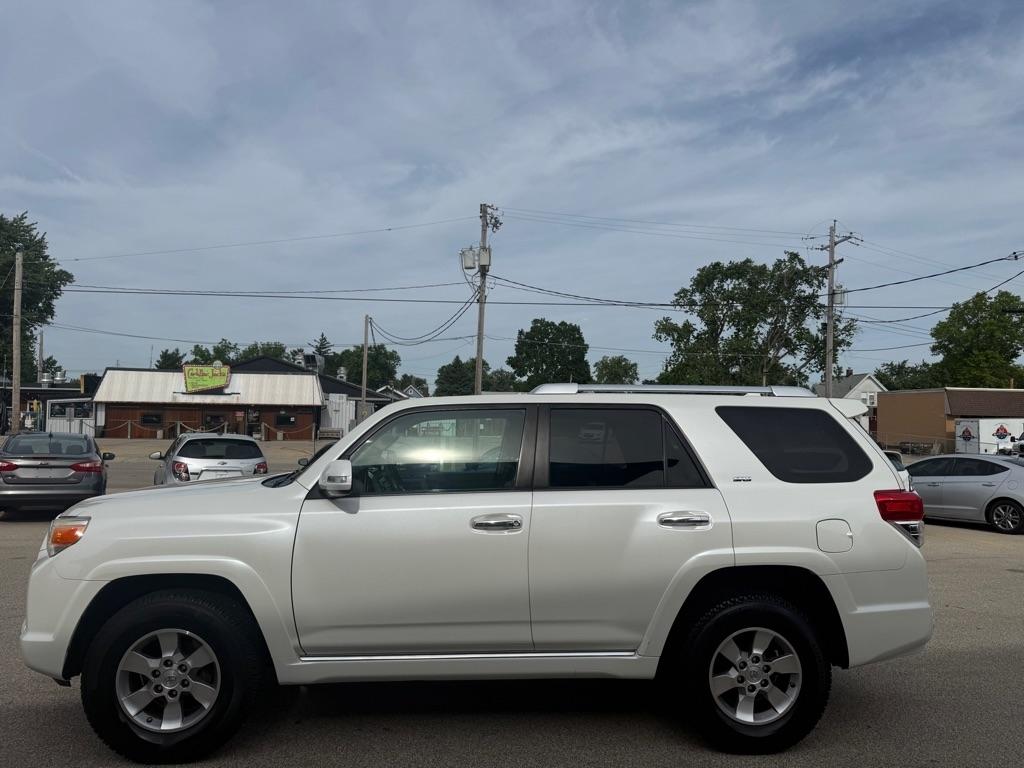 Toyota 4Runner 4WD 4dr V6 Limited (Natl) 2010