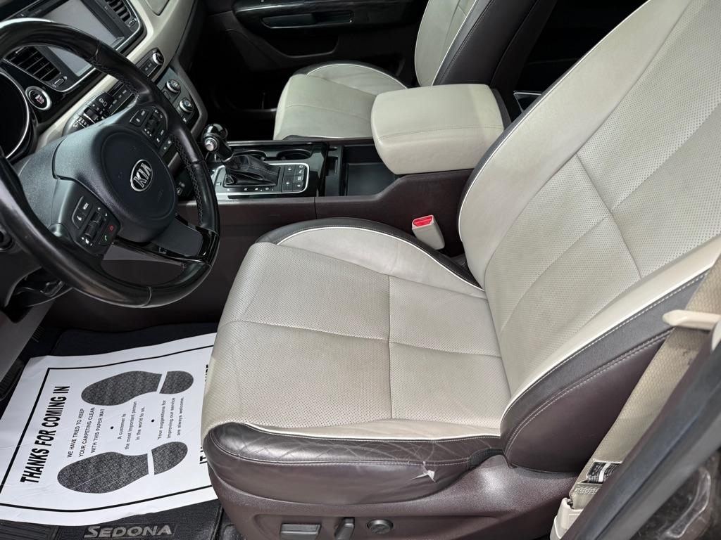 Kia Sedona 4dr Wgn SX-L 2015