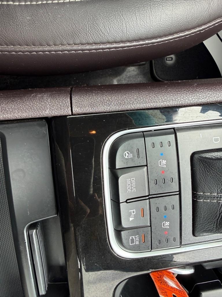 Kia Sedona 4dr Wgn SX-L 2015