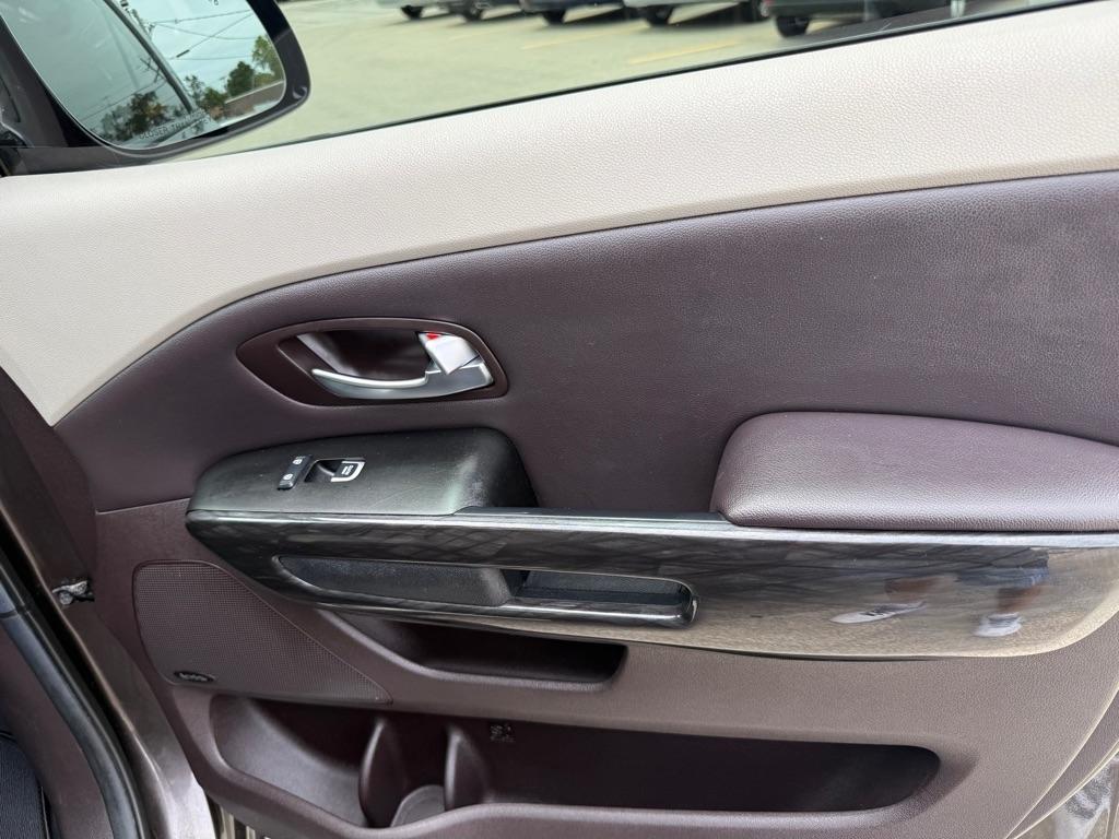 Kia Sedona 4dr Wgn SX-L 2015