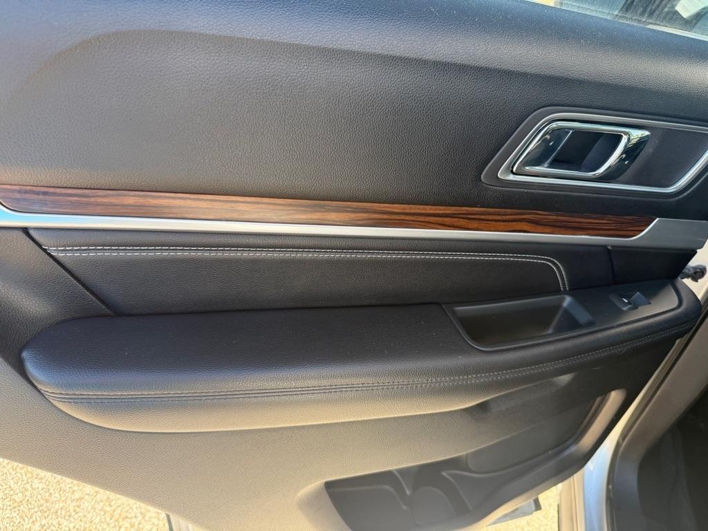 Ford Explorer 4WD 4dr Limited 2016