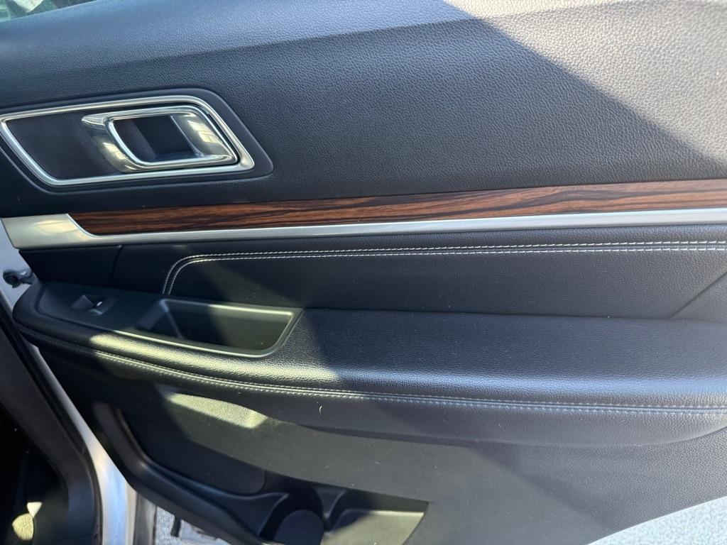 Ford Explorer 4WD 4dr Limited 2016