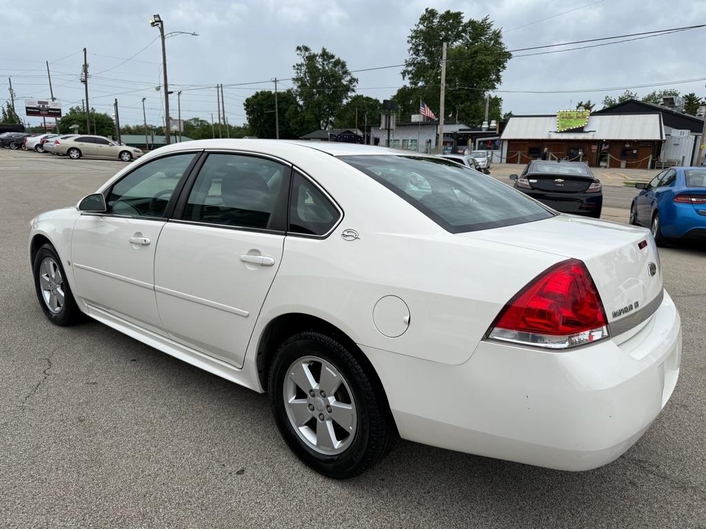 Chevrolet Impala 4dr Sdn 3.5L LT 2009