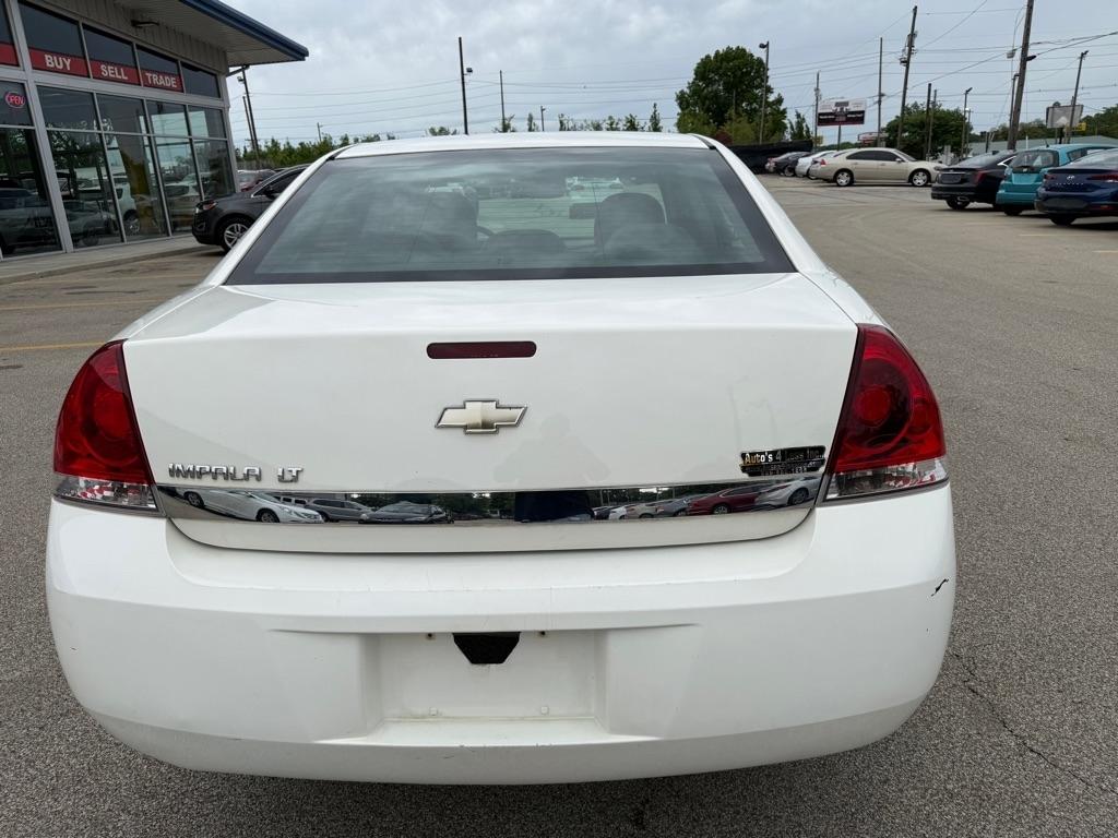 Chevrolet Impala 4dr Sdn 3.5L LT 2009