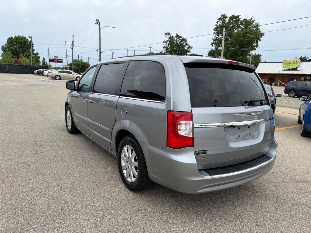 Chrysler Town & Country 4dr Wgn Touring 2013