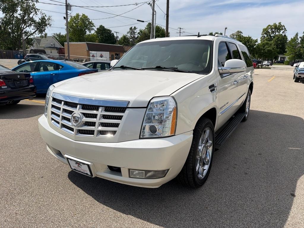 Cadillac Escalade ESV AWD 4dr Premium 2010