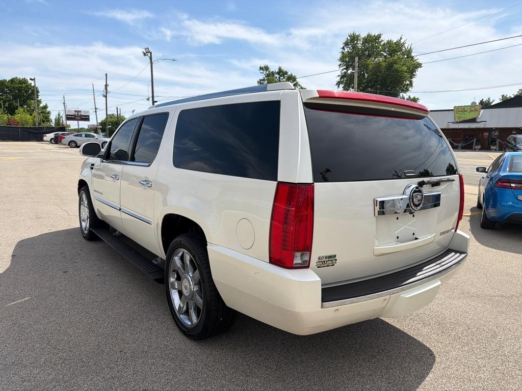 Cadillac Escalade ESV AWD 4dr Premium 2010