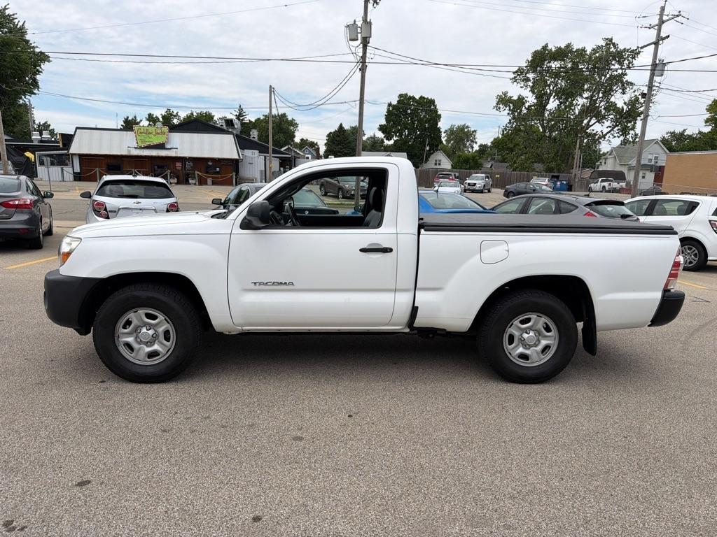 Toyota Tacoma 2WD Reg I4 MT (Natl) 2009