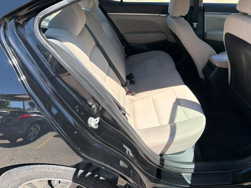 Hyundai Elantra SE 2.0L Auto (Alabama) 2017