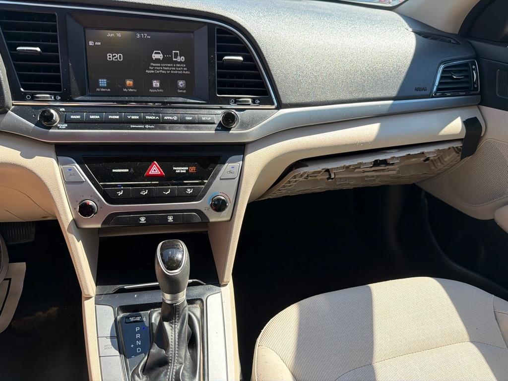 Hyundai Elantra SE 2.0L Auto (Alabama) 2017