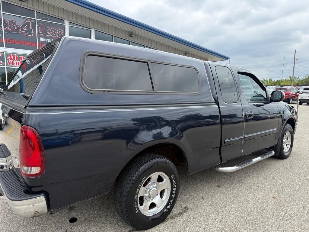 Ford F-150 Supercab 139" XL 2001