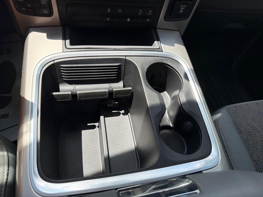 RAM 1500 Big Horn 4x4 Crew Cab 5'7" Box 2018